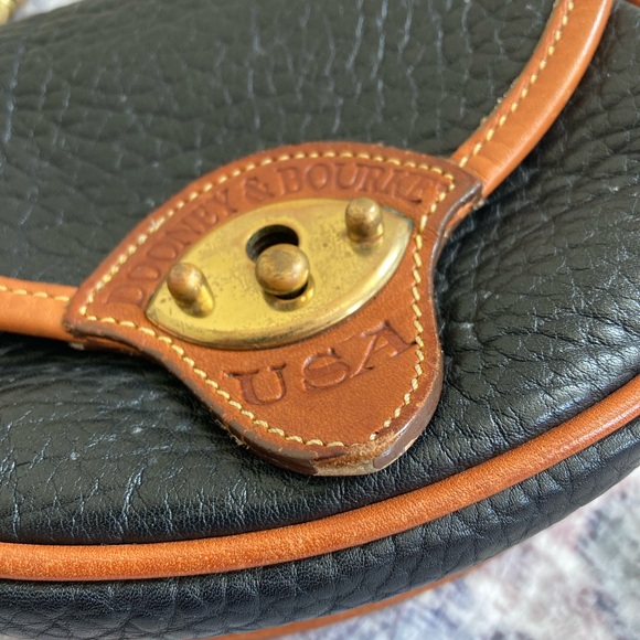 Vintage Dooney & Bourke Calvary Belt Bag Small - Picture 2 of 9